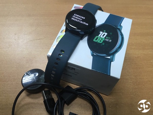 Galaxy active r500. Galaxy watch Active SM-r500. Samsung Galaxy Active SM r500. SM-r500. Смарт-часы Samsung Galaxy watch Active SM-r500 морская глубина.