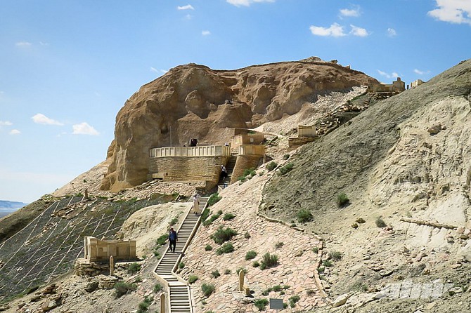 Актау/ Поездка к подземной мечети Караман ата, Бекет ата, Шопан ата Алапаевск - изображение 1