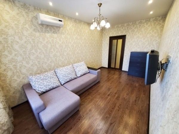 Сдам 1 кв Улица 8 Марта, 129 ​Автовокзал м-н Екатеринбург - изображение 1